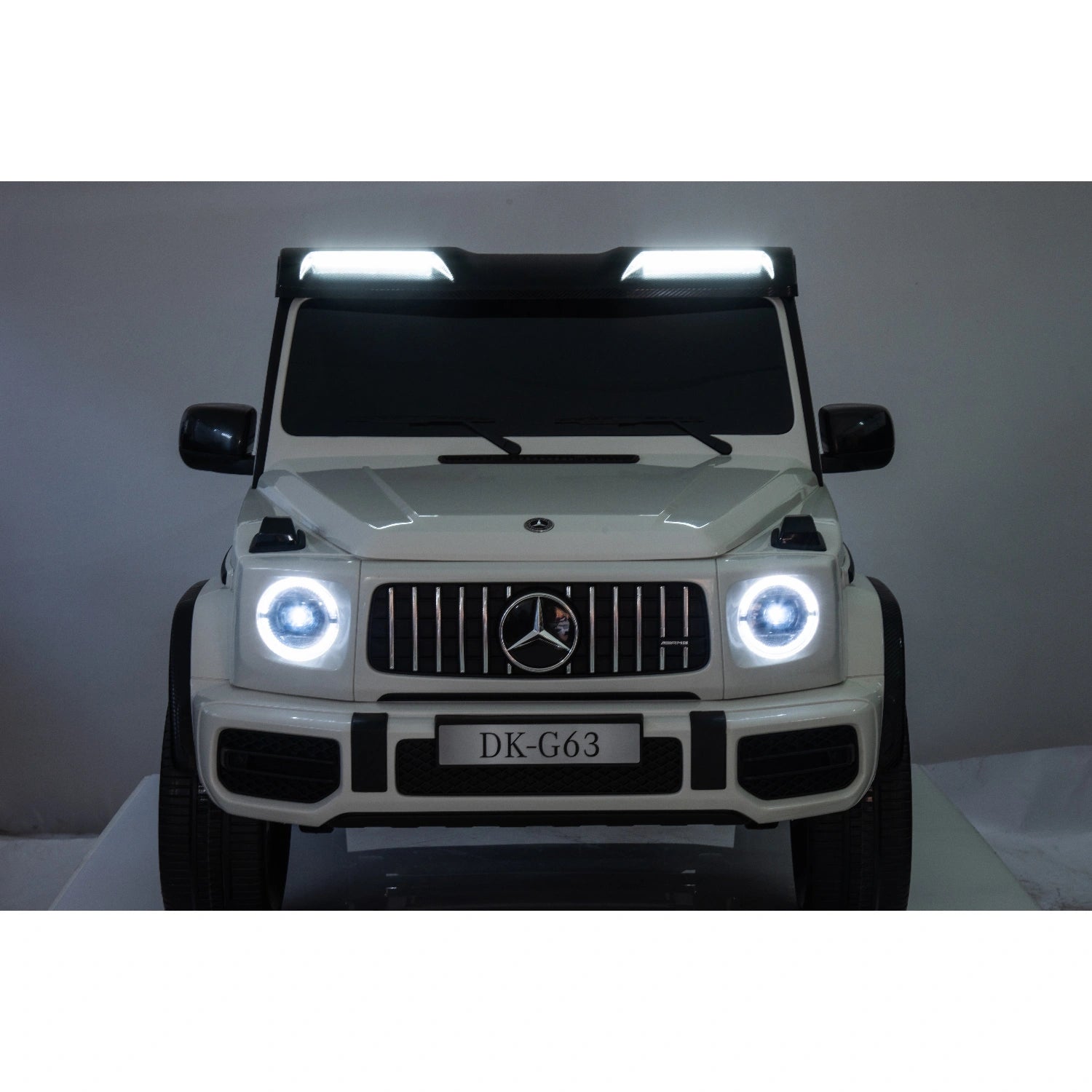 White Licensed Double Seat Mercedes-Benz Kids Ride On Car G63 with RC, 24v 14ah, 800W