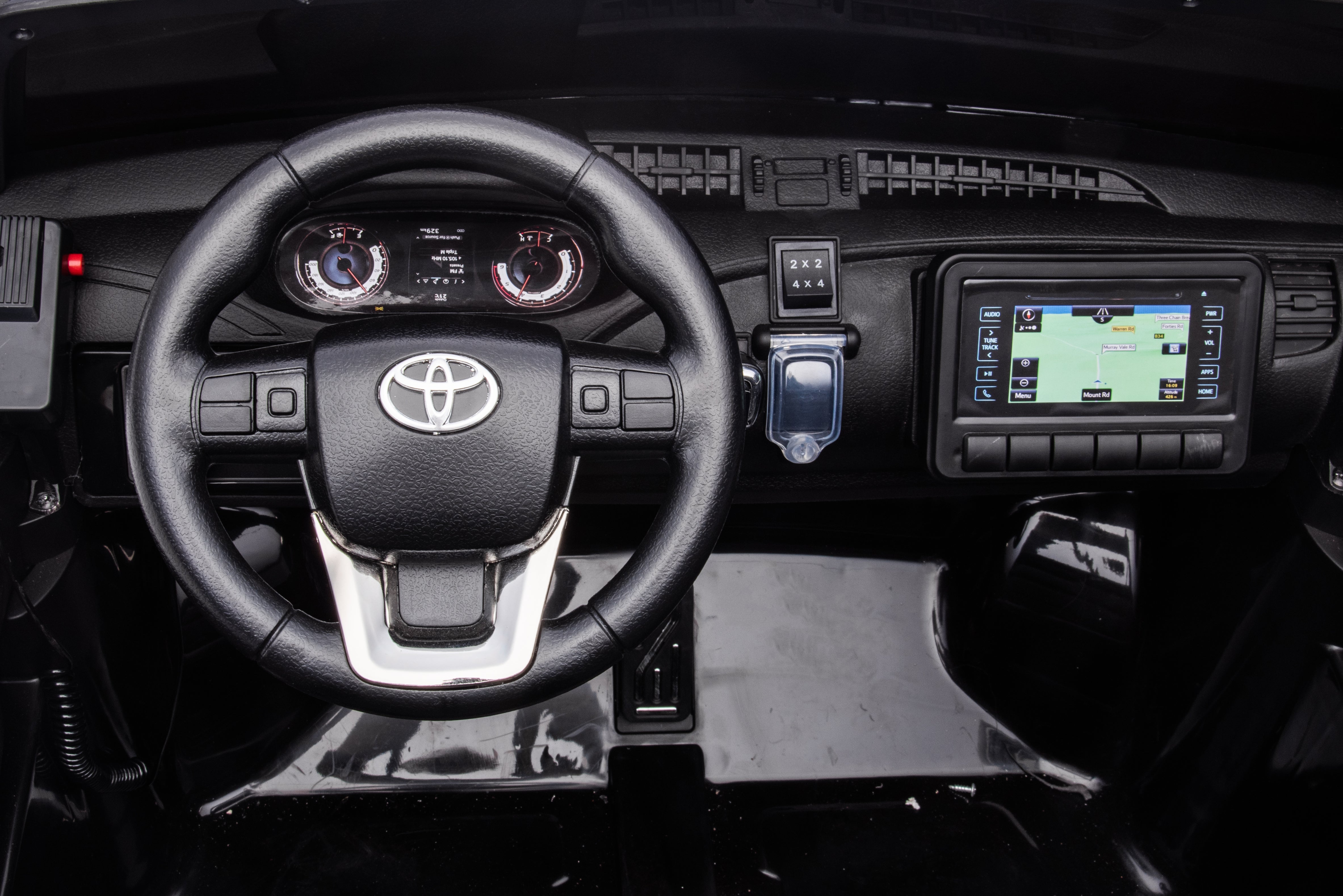 24v Ride On Toyota Hilux 4WD 800W Combine power-Pink