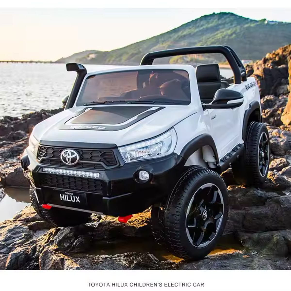 24v Ride On Toyota Hilux 4WD 800W Combine power-White