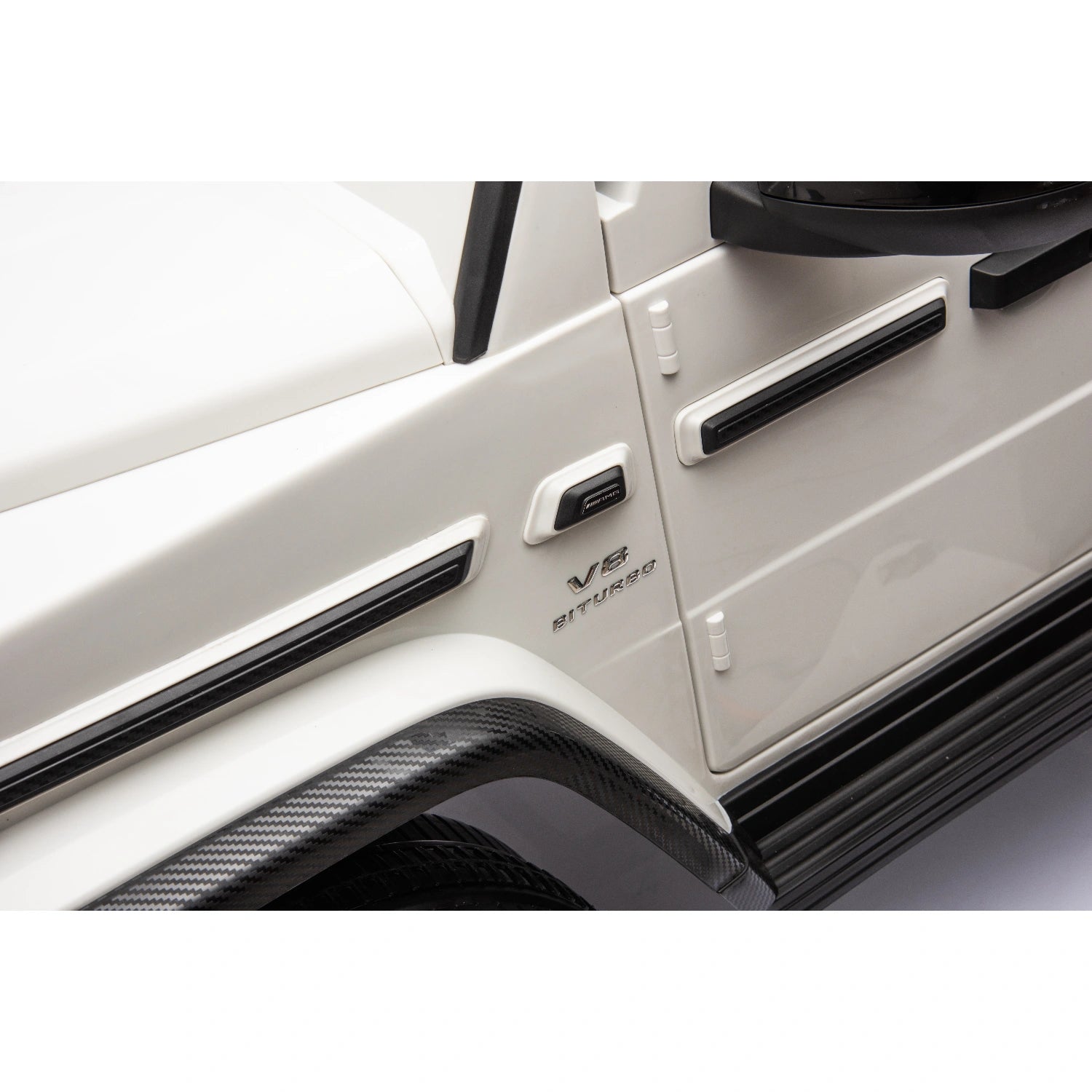 White Licensed Double Seat Mercedes-Benz Kids Ride On Car G63 with RC, 24v 14ah, 800W